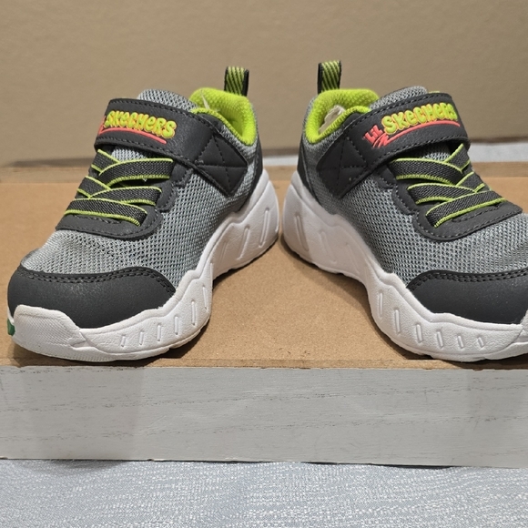 Skechers Kids' Gray and Neon Green Dino Sneakers - Picture 2 of 6